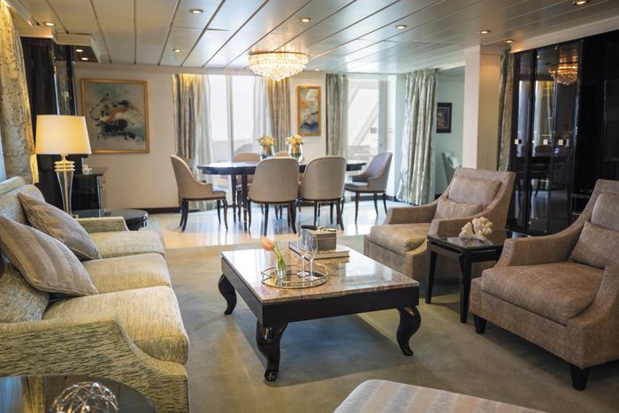 Accommodation on Seven Seas Mariner